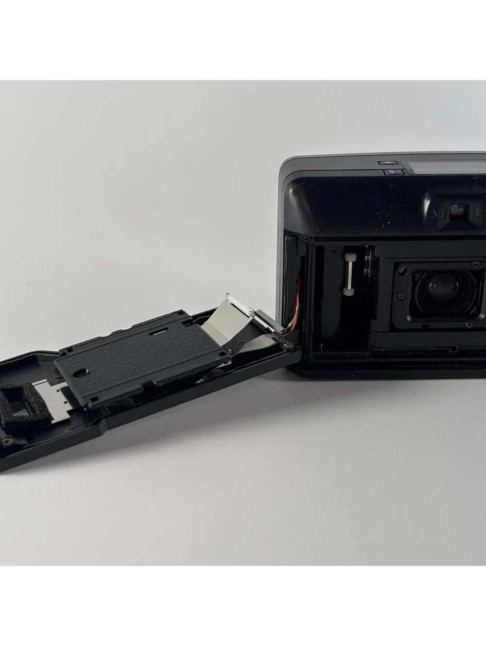 Pentax Espio AF Zoom 35-70mm Full Macro Point Shoot 35mm BROKEN FILM DOOR LATCH